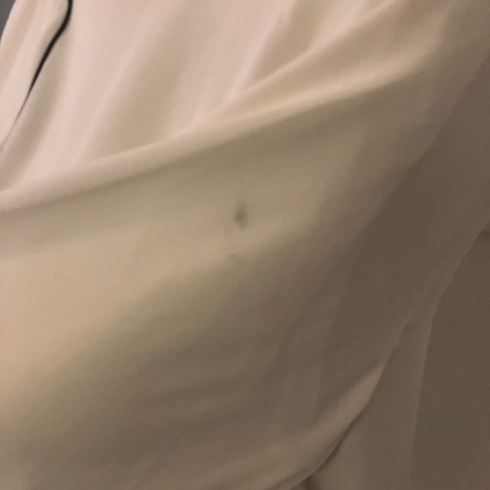 Off white blouse - Picture 3 of 5